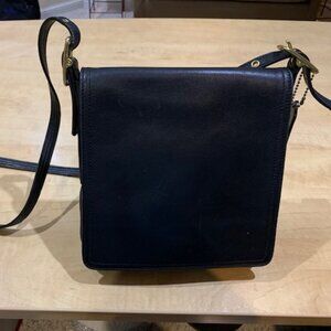 Vintage Coach Leather Crossbody in Black